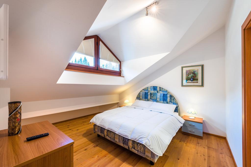 Wald Residence - Kaernten Card Sommer Inklusive Bad Kleinkirchheim Phòng bức ảnh